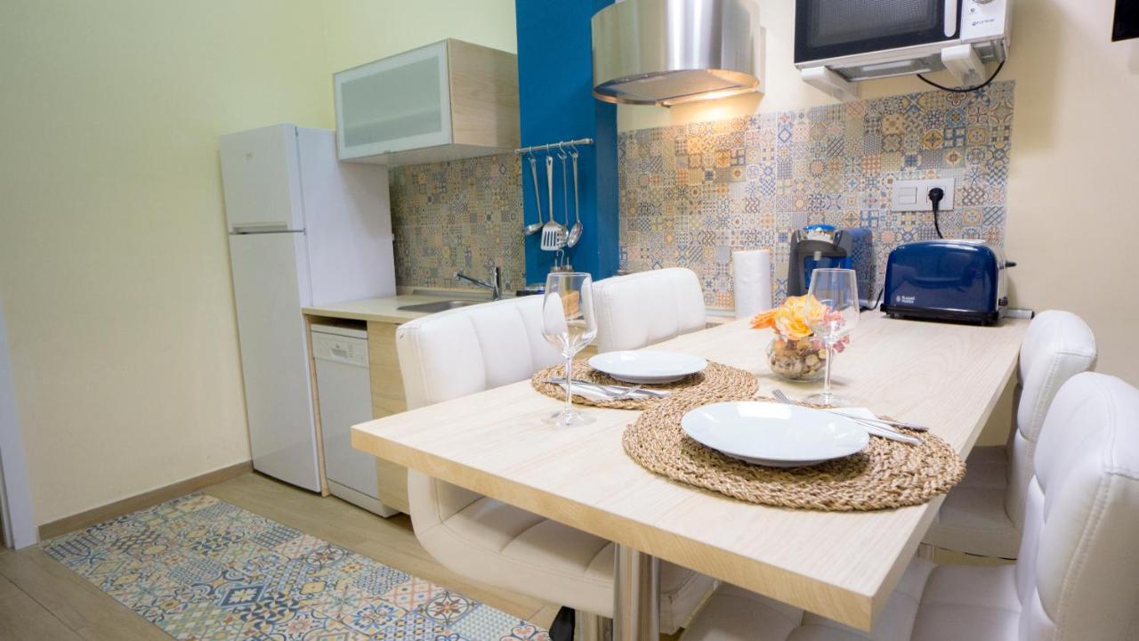 Deluxe Apartment In La Giralda Seville Exterior photo